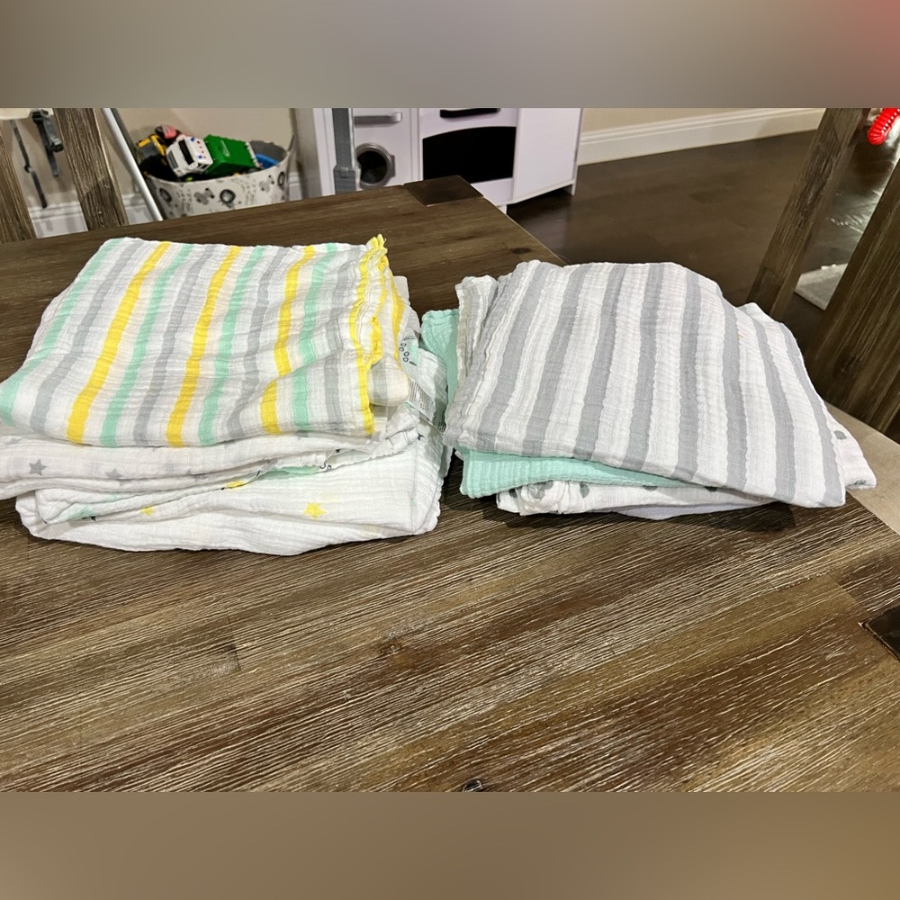 Set of 9 Aden + Anais Muslin Swaddles